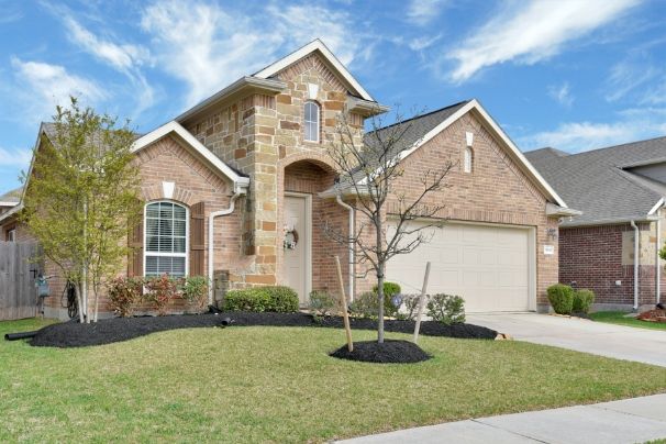 https://LucyBH.NewConstructionHomesForYou.com